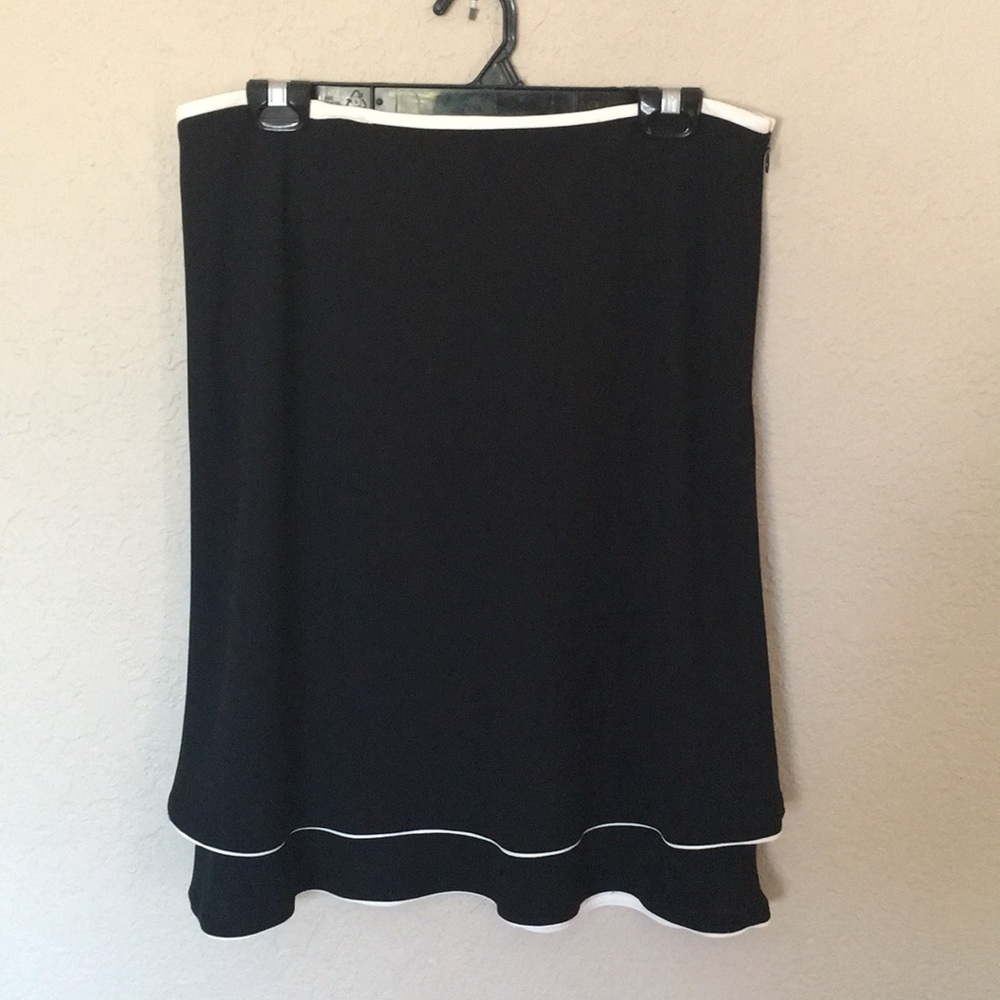 Evan Picone Skirt w/ Ruffle Detail Hem Sz 16